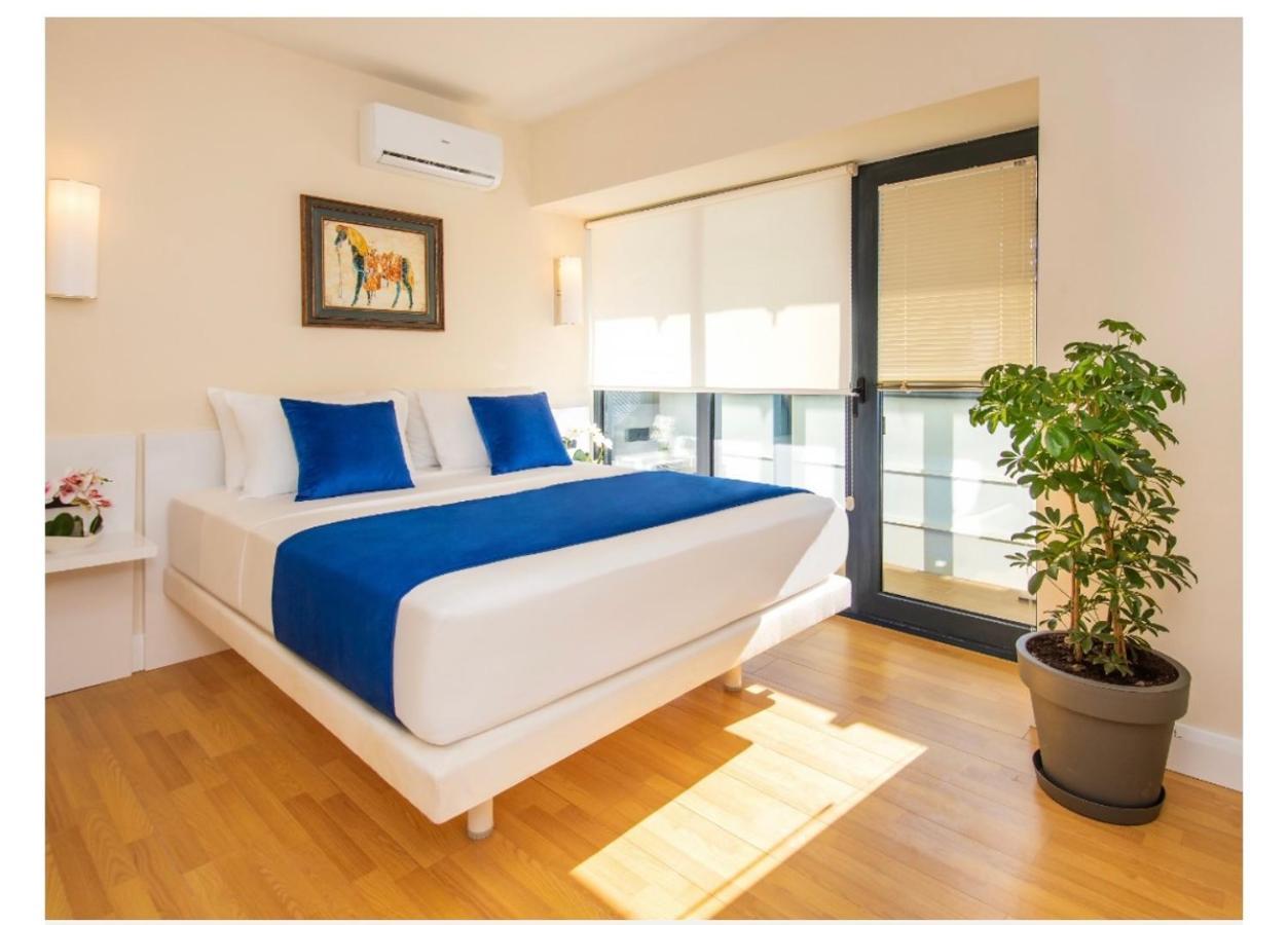 Orbi City Center Suite Batumi Exteriör bild