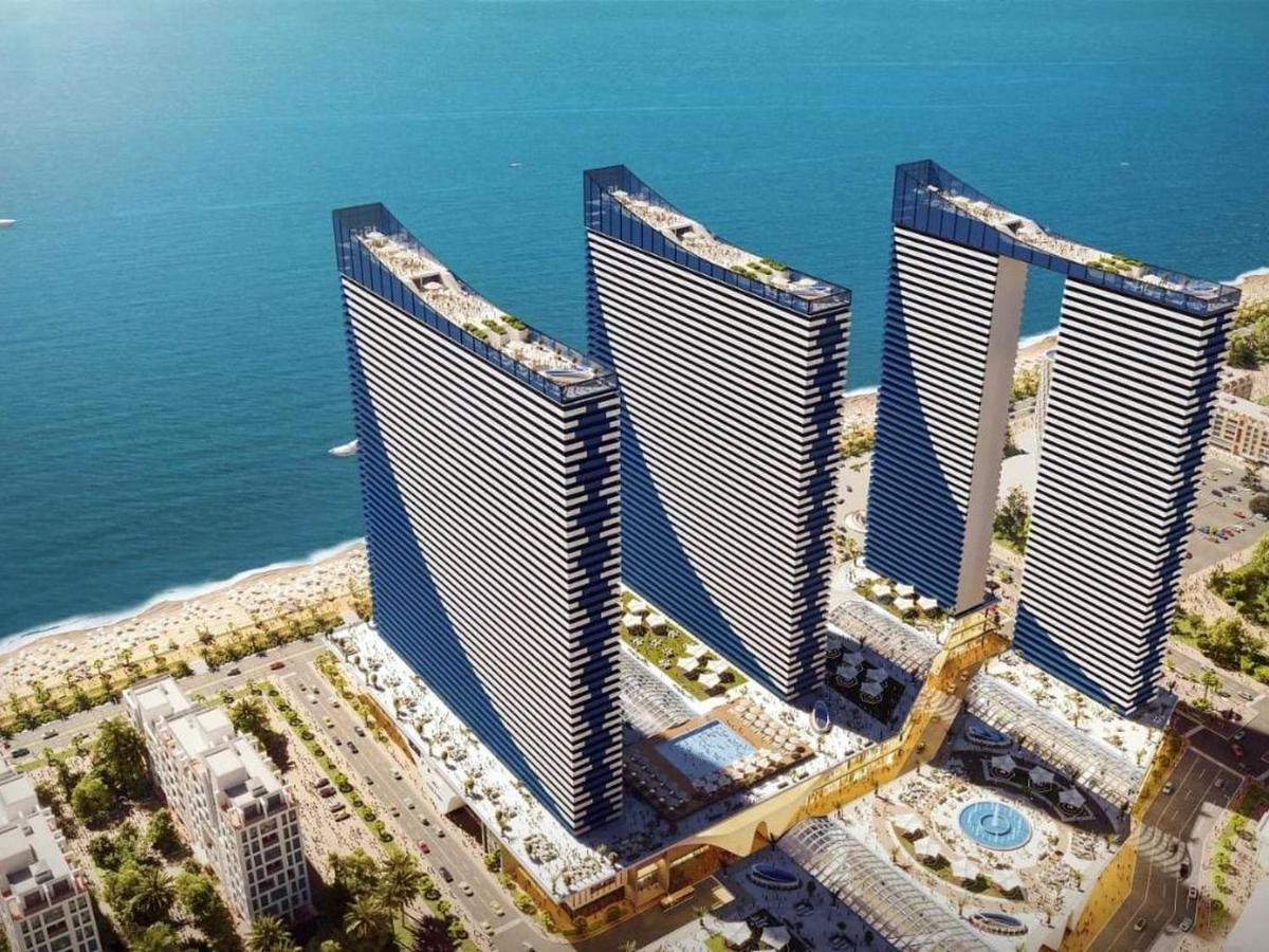 Orbi City Center Suite Batumi Exteriör bild