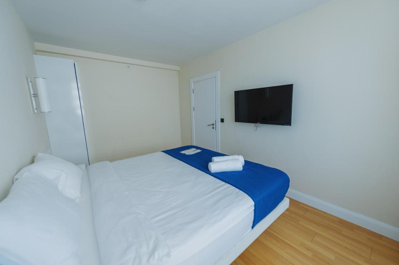 Orbi City Center Suite Batumi Exteriör bild
